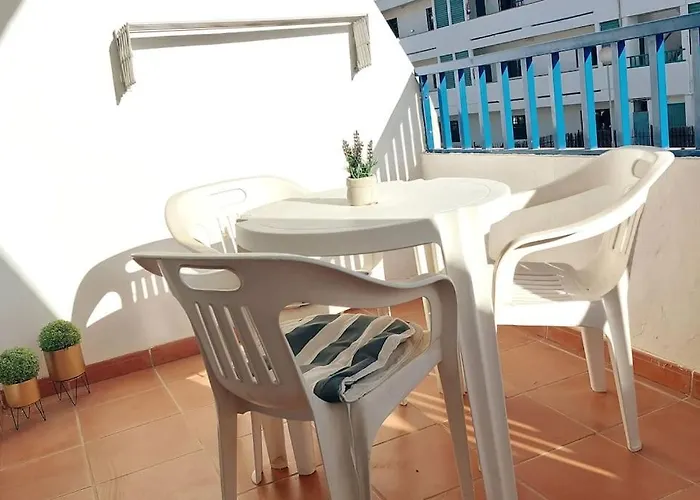 Salitre, Cerca Del Mar * Puerto del Carmen